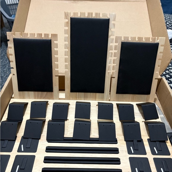 Bamboo wooden jewelry display - Picture 5 of 7